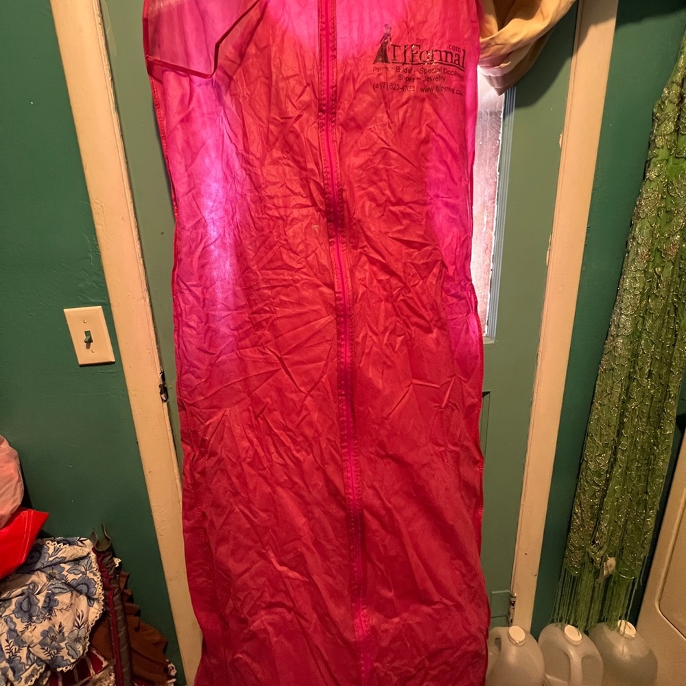 Sparkling Pink Sleeveless Dress - Picture 15 of 16